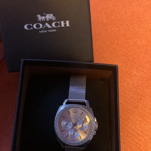 Coach Watch - Picture 3 of 4